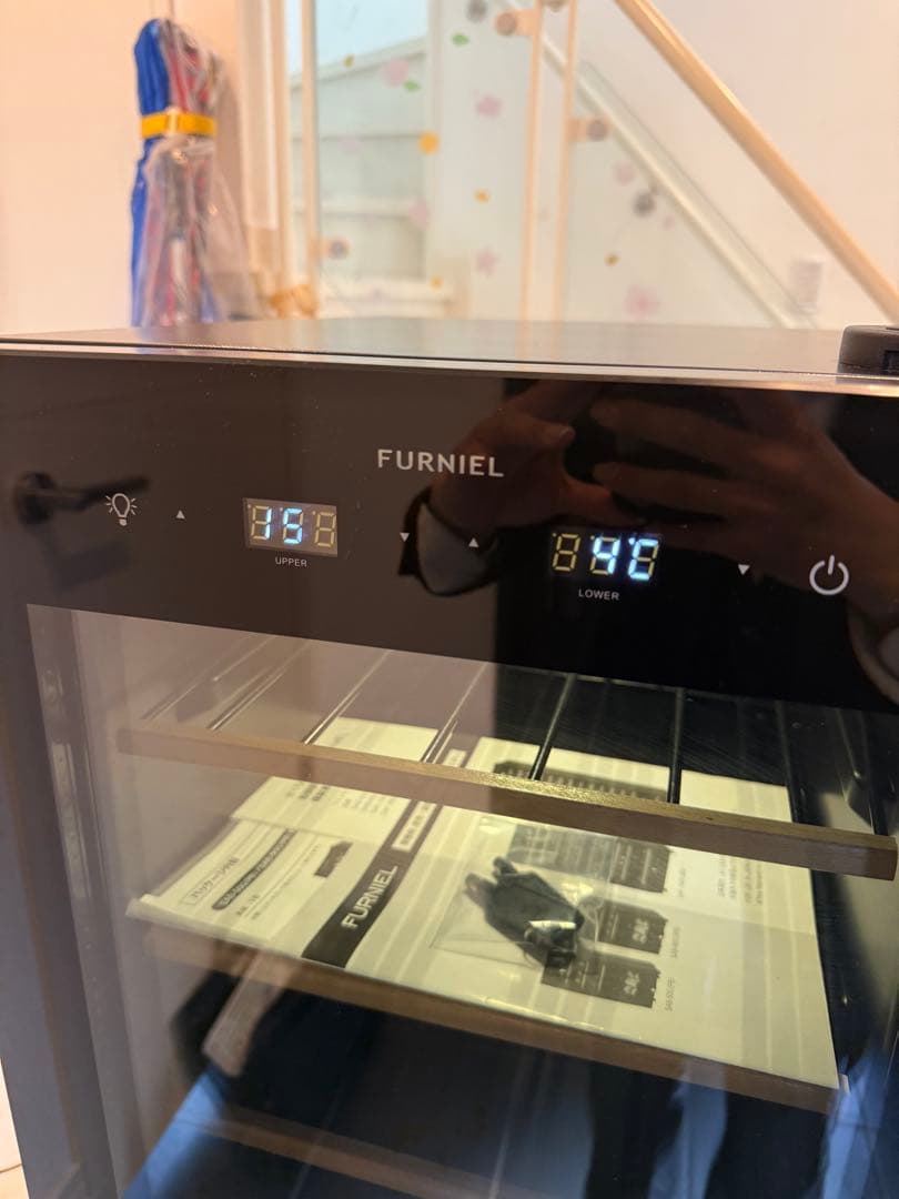 ワインセラー　FURNIEL SAB-90GPB