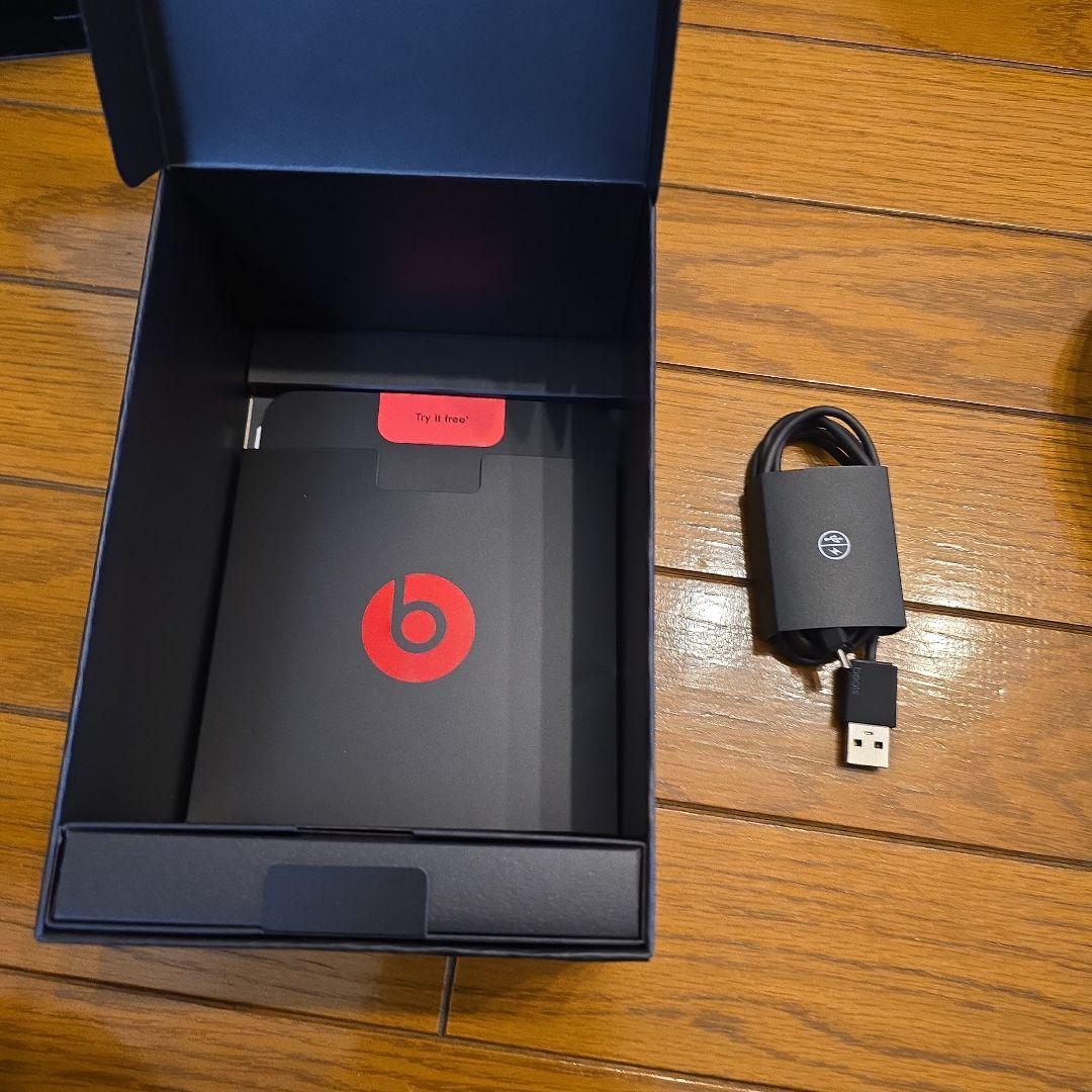 BEATS SOLO3 ワイヤレス ヘッドホン ブラック Bluetooth
