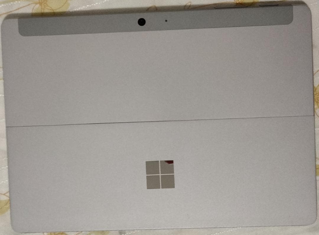 ★ほぼ新品★ Surface GO 3 i3/4GB/64GB