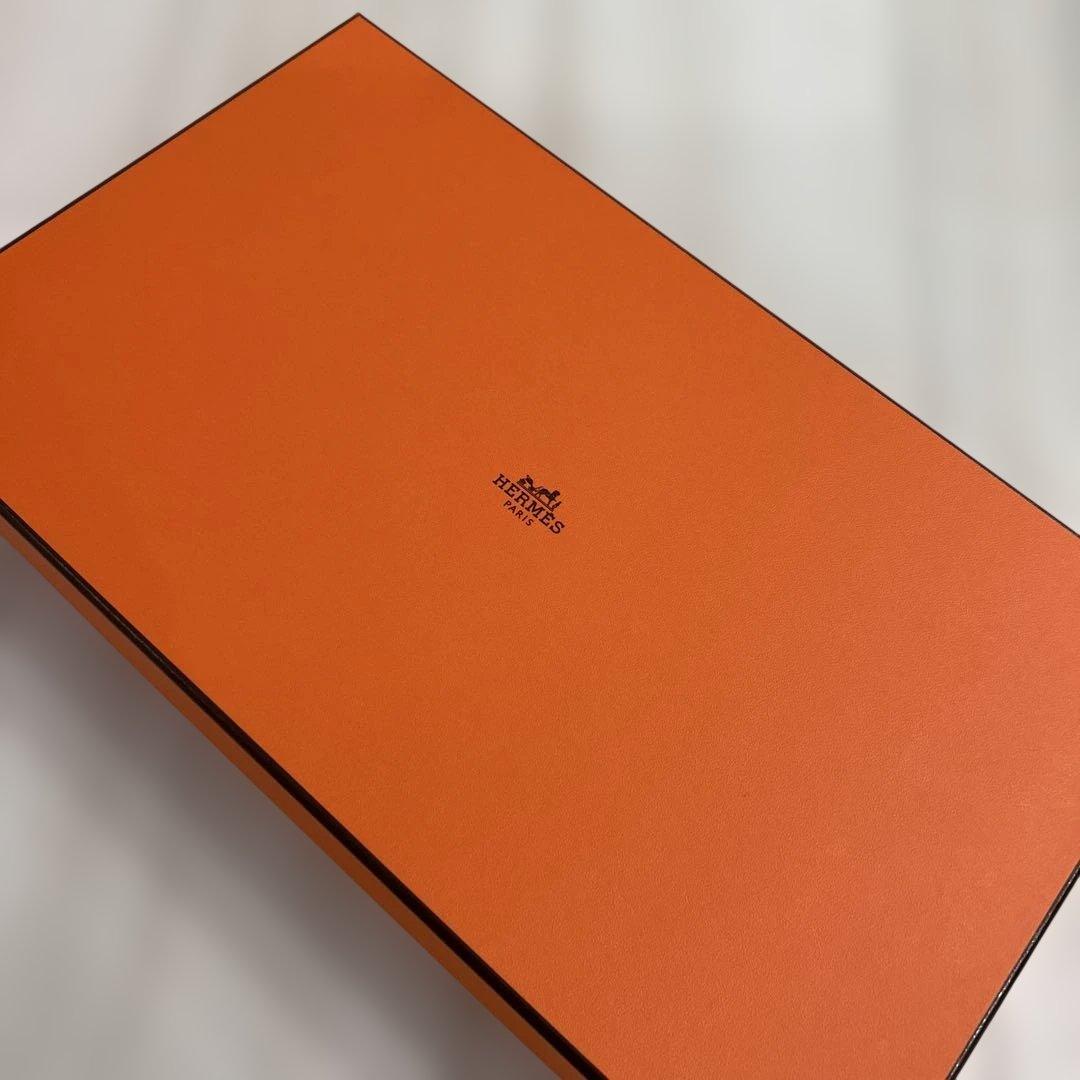 【新品未使用】HERMES カレ・タオル 「ヴィス・ヴェルサ」マリン