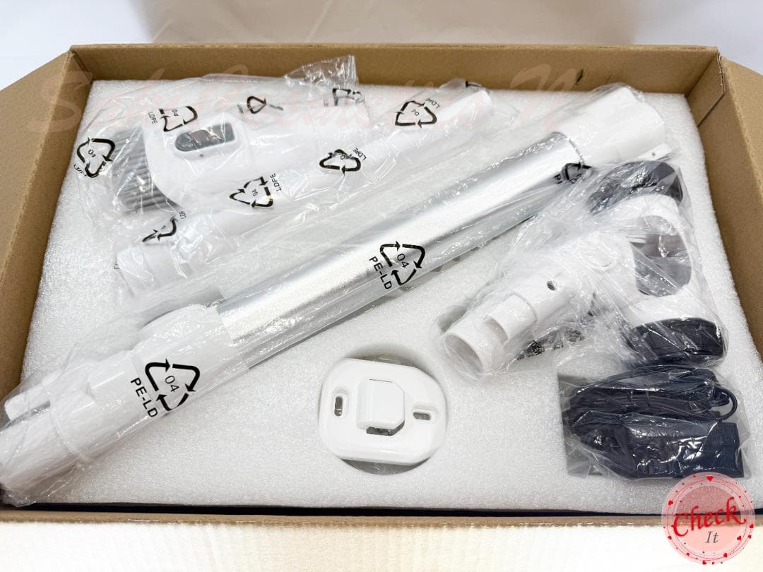 ✨未使用に近い✨最新版コードレス掃除機✨ LeaccoLife♡S40 美品✨