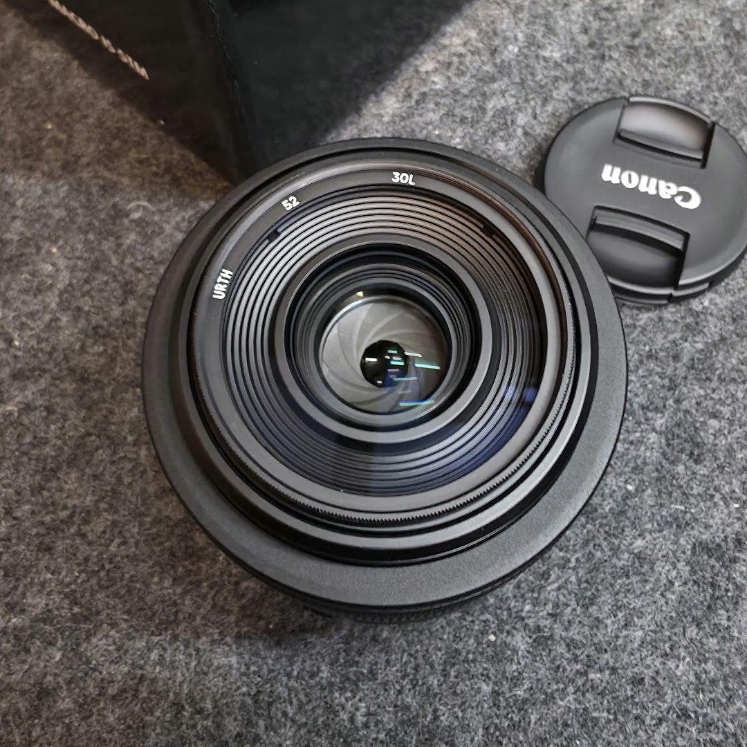 Canon キヤノン RF 35mm F1.8 MACRO IS STM