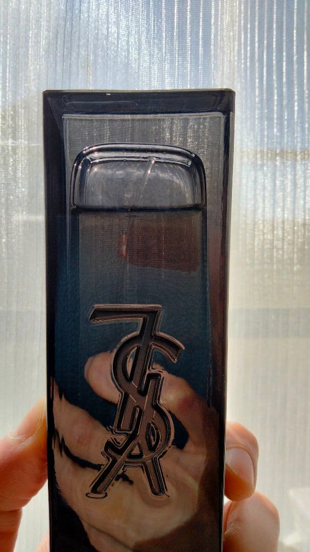 香水(男性用) YVES SAINT LAURENT EAU DE PARFUM 100mL