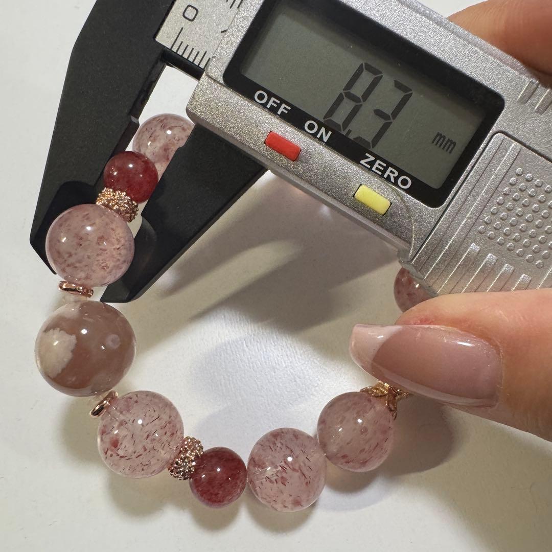 一点物　天然石　ハンドメイドブレス　ストロベリークォーツ　桜瑪瑙　水晶