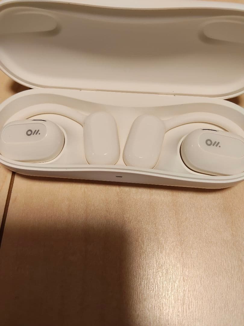 【まとめ売り　ジャンク】ワイヤレスイヤホン　8点＋充電ケース1点