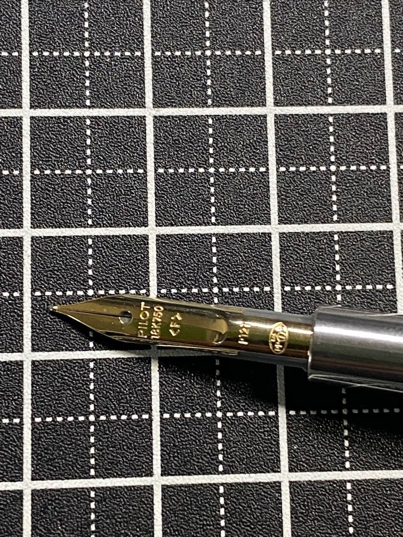 PILOT CAPLESS decimo Tourmaline-Pink 万年筆