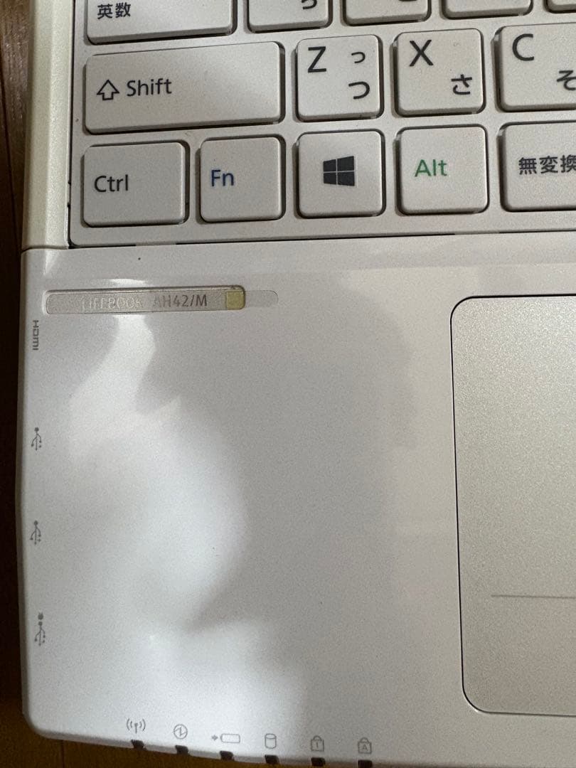 ノートパソコン　富士通　Windows8.1 LIFEBOOK AH42/M