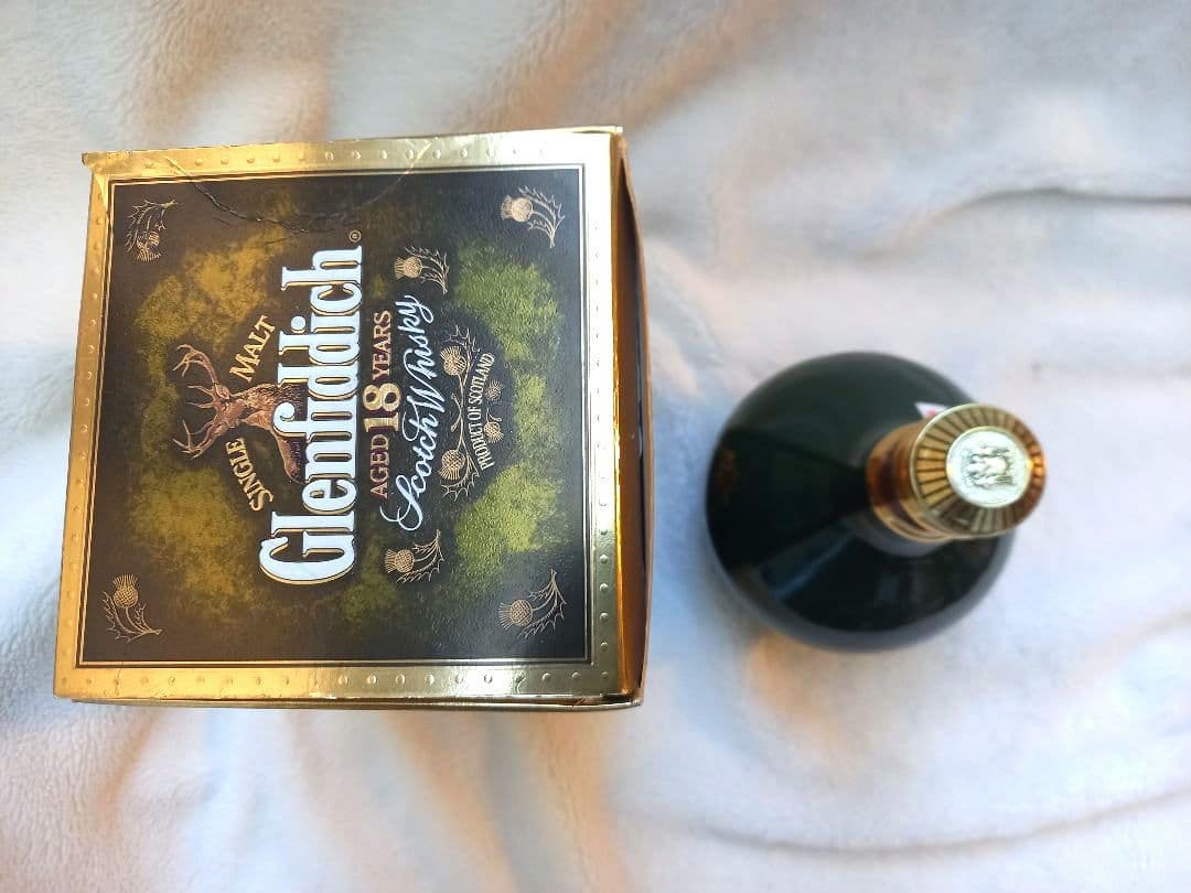 Glenfiddich 18年 シングルモルトウイスキー ギフトボックス付き