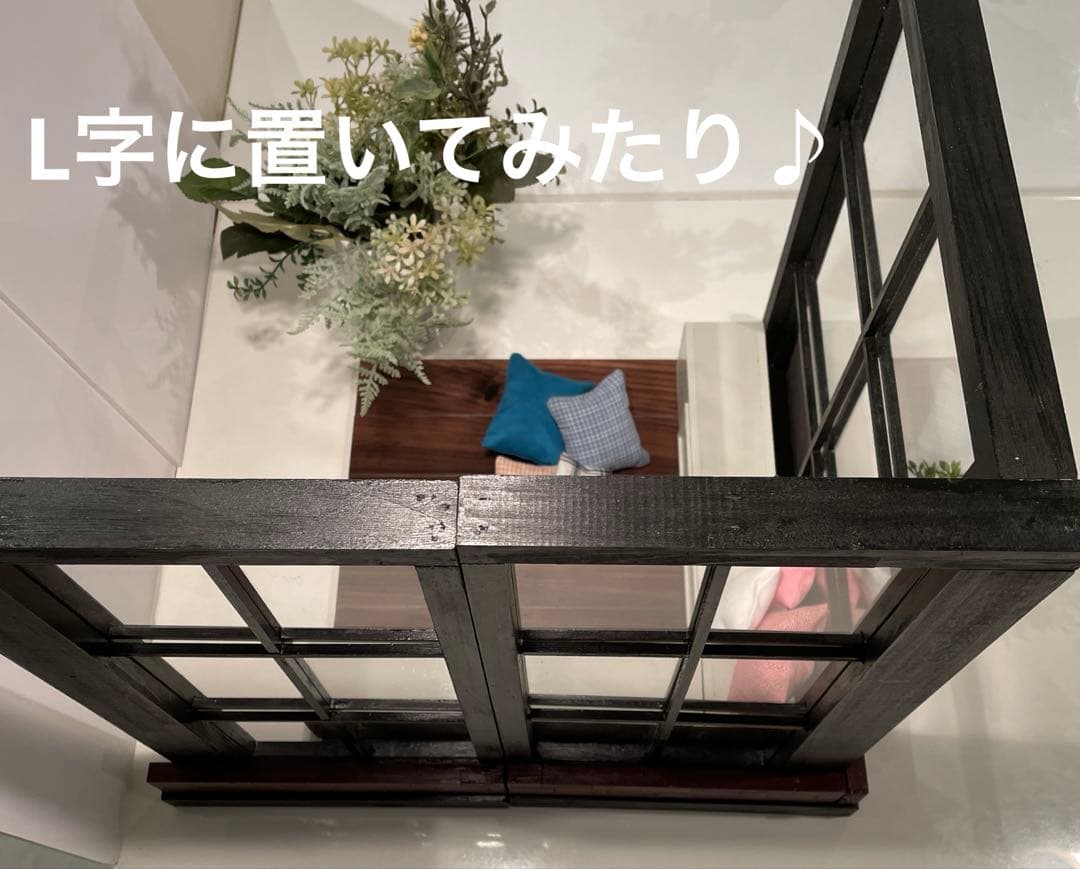 ドールハウス　撮影背景ボード　ハンドメイド☆コーナールーム＆チェア3個☆