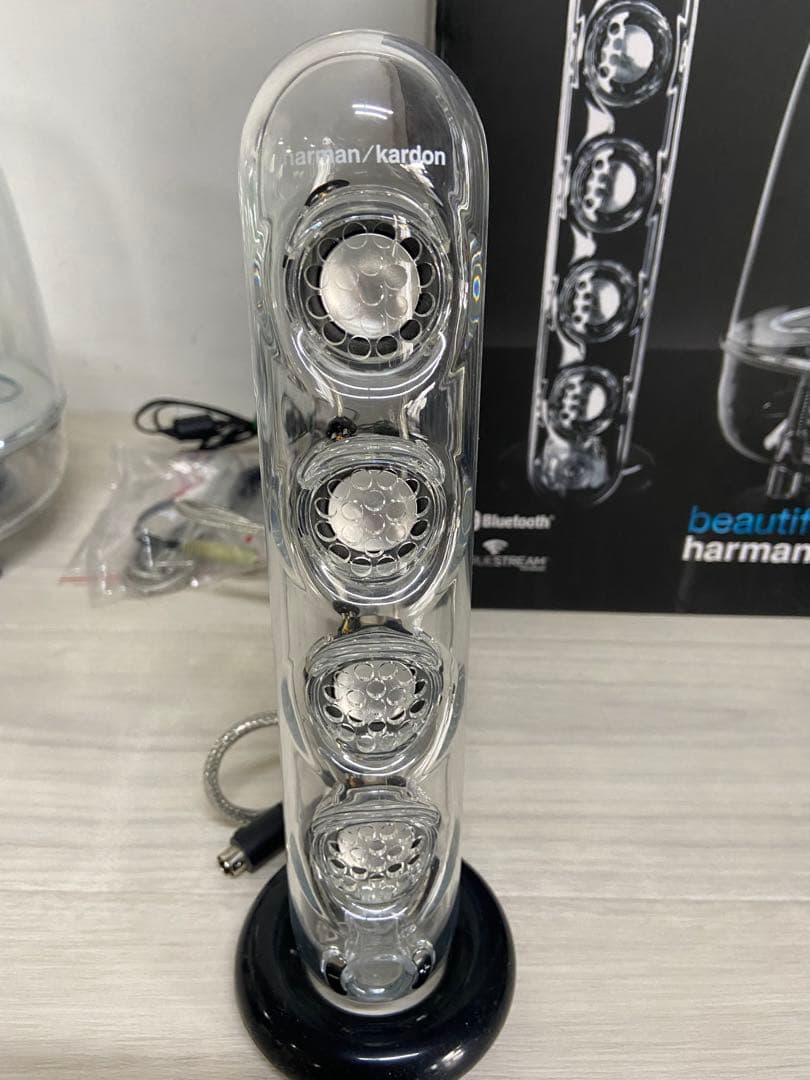 成龍　harman/kardon SoundSticks Wireless