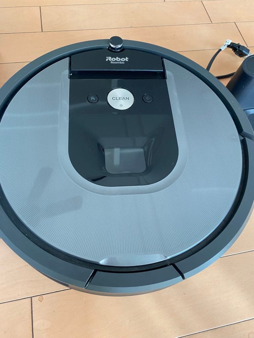 iRobot Roomba 960 本体と付属品
