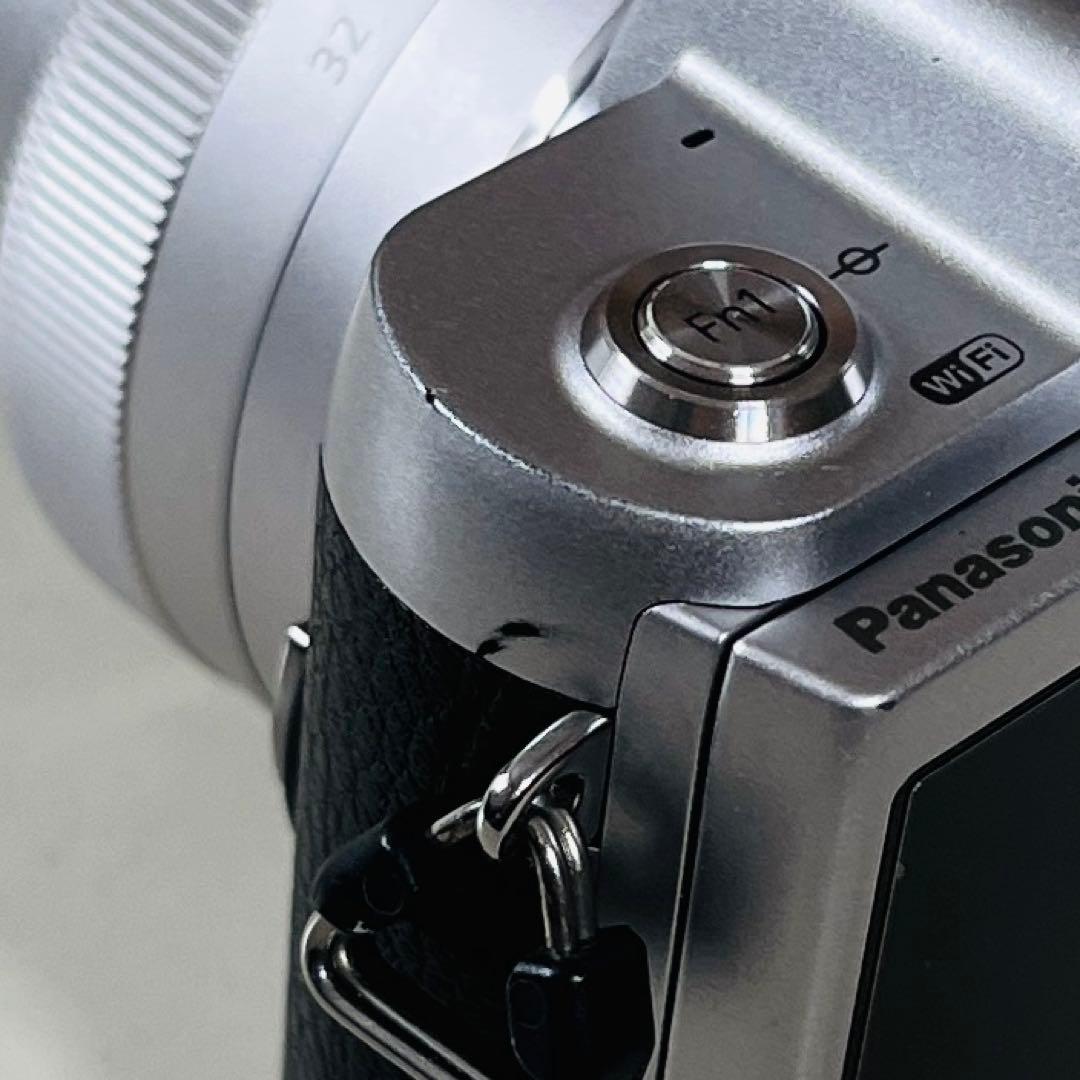 Panasonic DMC-GF7+lumix 12-32mmレンズ