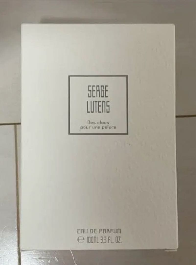 SERGE LUTENS オードパルファム 100ml