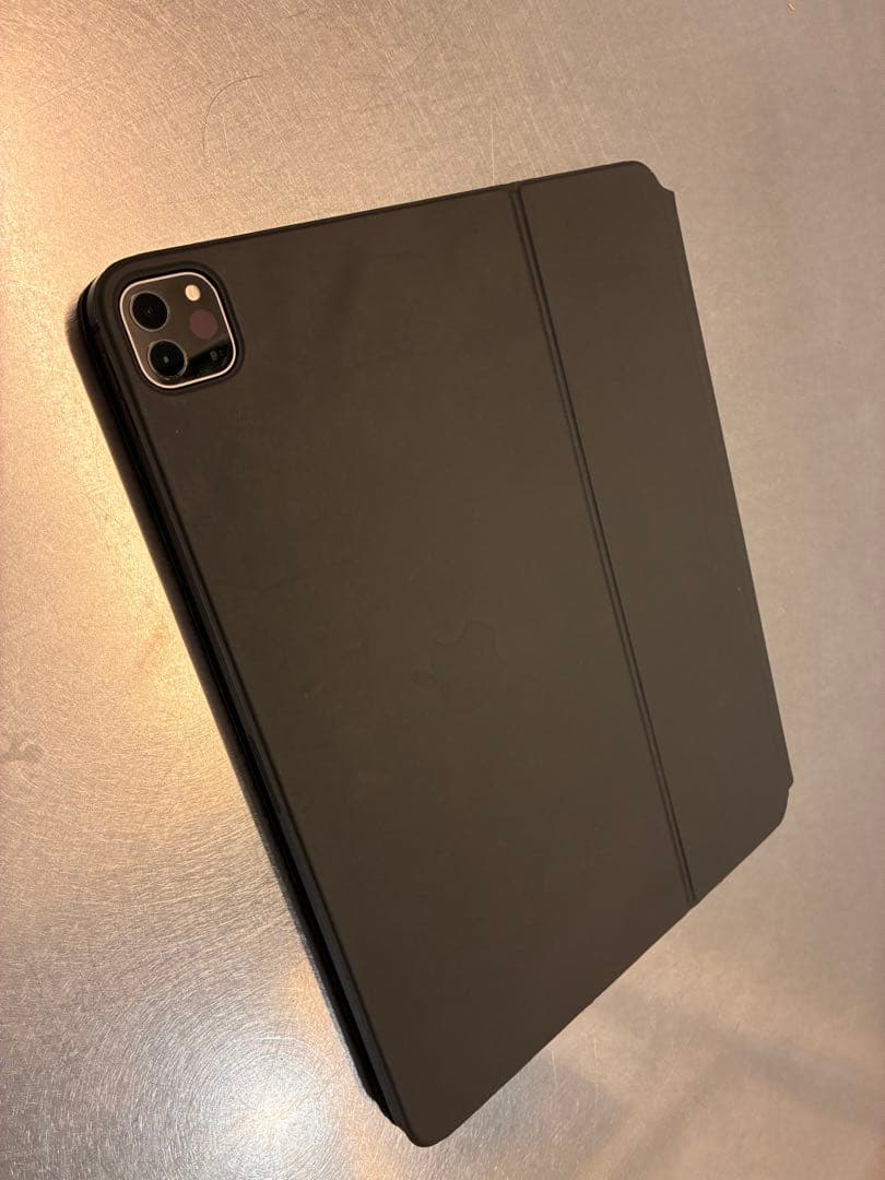 iPadPro12.9（第5世代） Cellular magicKeyboard