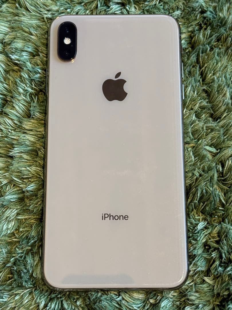 【美品】Apple iPhone Xs Max 256GB ブラック ケース付き