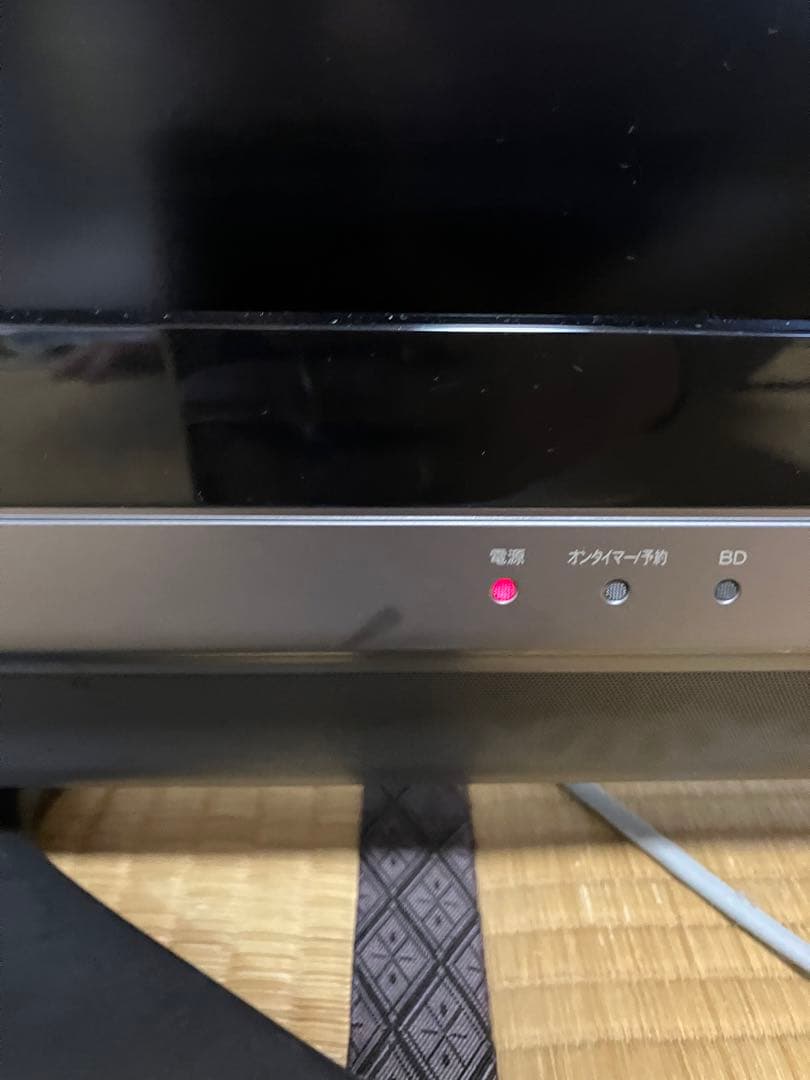 SHARP AQUOS 世界の亀山モデル　デジタルハイビジョン