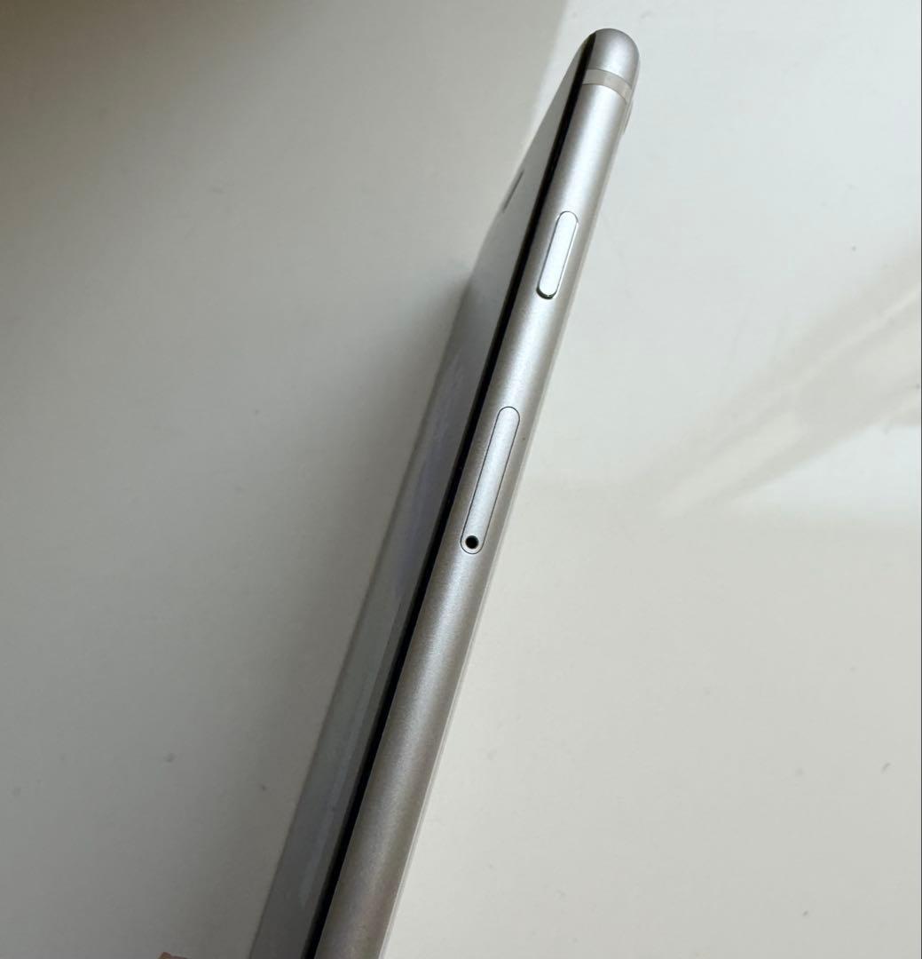 Apple iPhone SE2 第二世代ホワイト 本体中古初期化済みSIMフリ