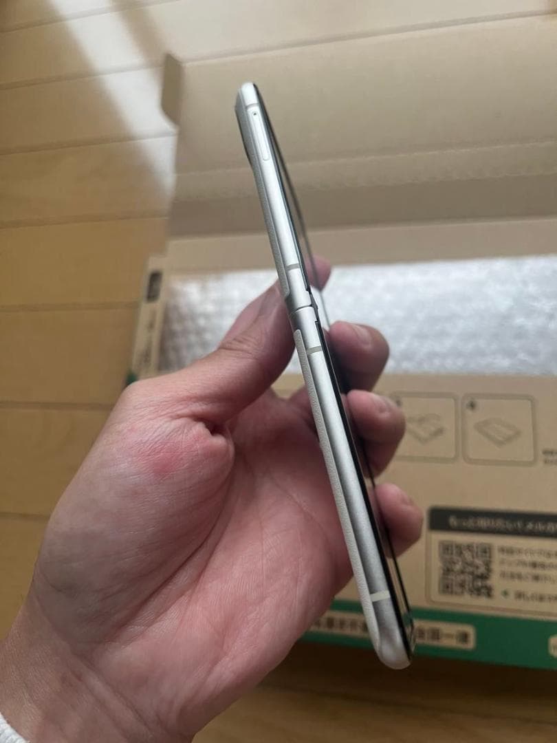 razr 40 SIMフリー スマートフォン MOTOROLA 折りたたみ