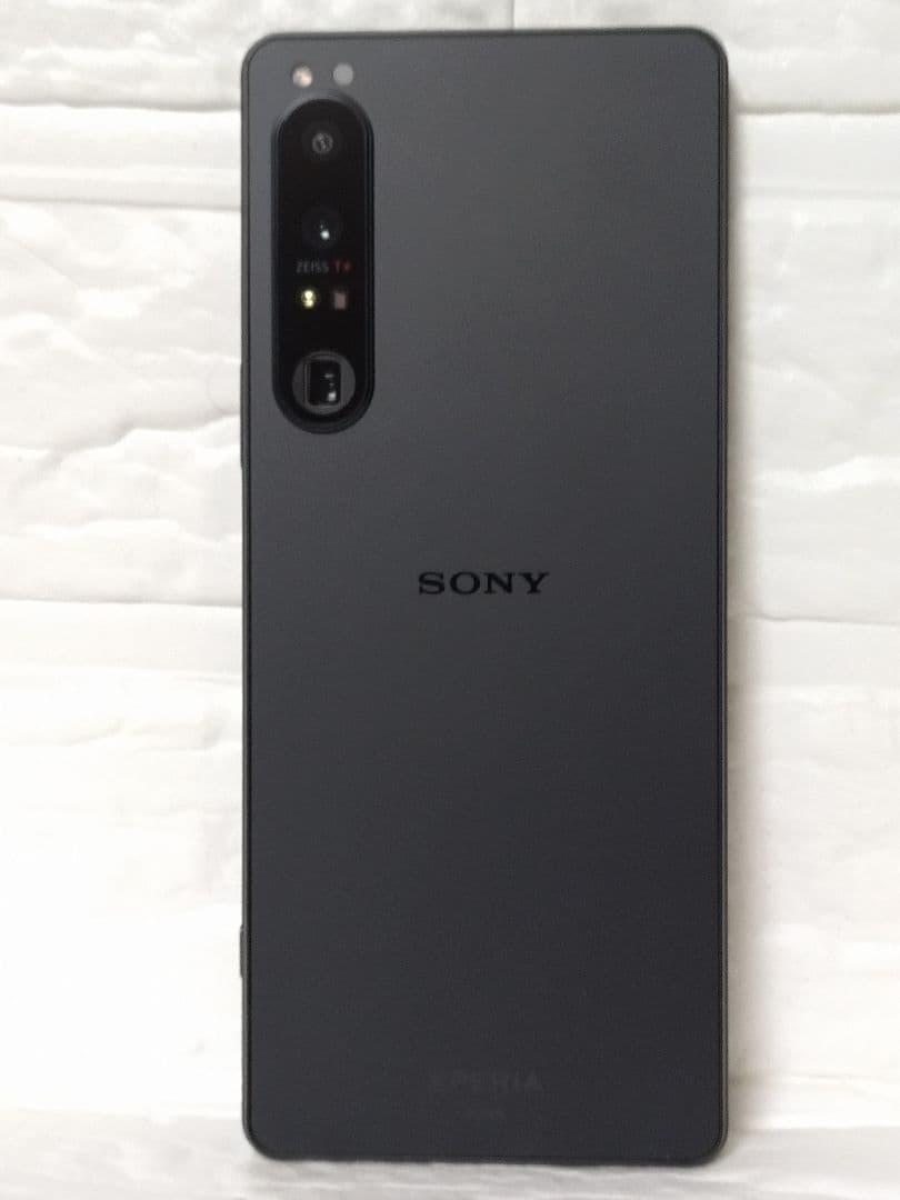 極極美品 Sony Xperia 1 IV 256GB モデルSOG06
