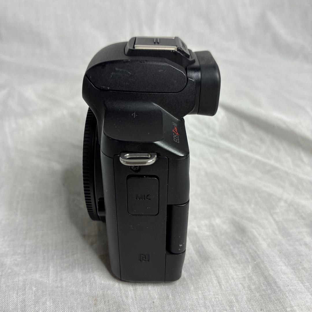 Canon EOS Kiss M ボディ バッテリー 充電器 ジャンク現状渡し