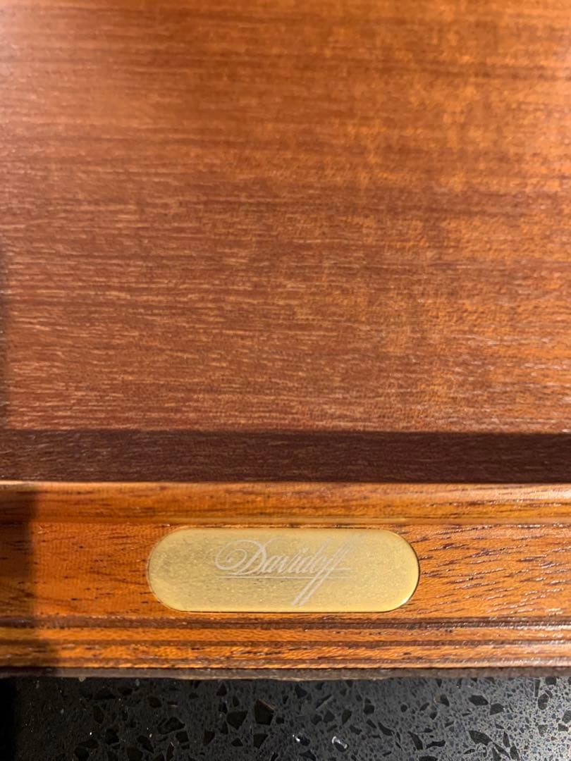 木製ダビドフ（Davidoff）　葉巻保管箱