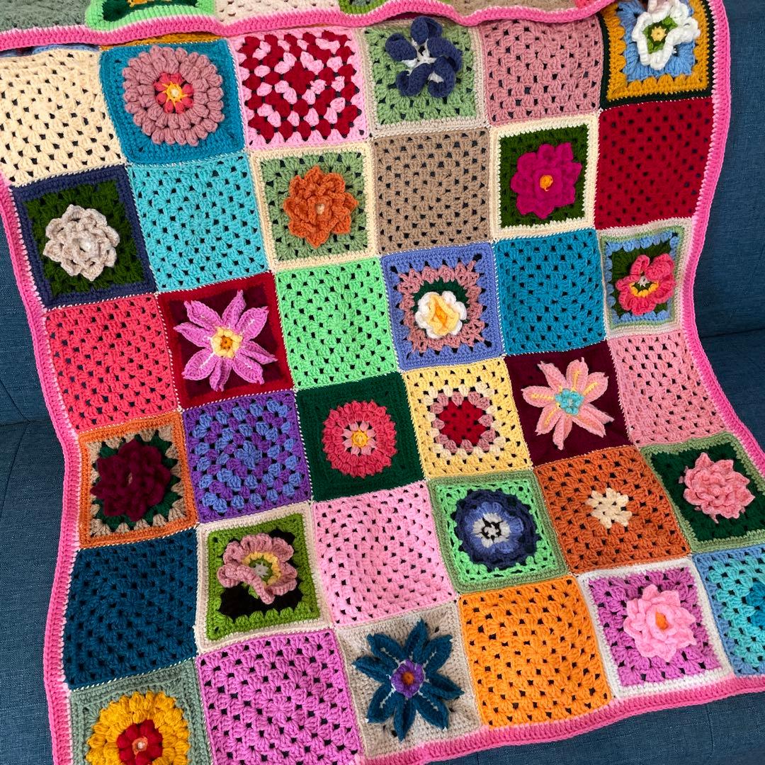 ハンドメイド 毛糸編み 立体花モチーフ マルチカバー ブランケット