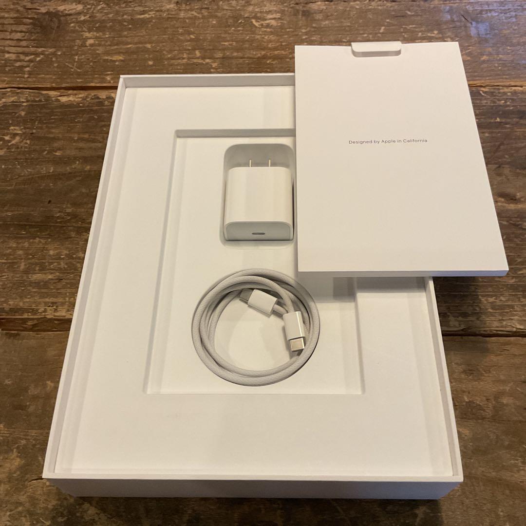 のりさん①AppleiPad (第10世代) Wi-Fi シルバー64GB