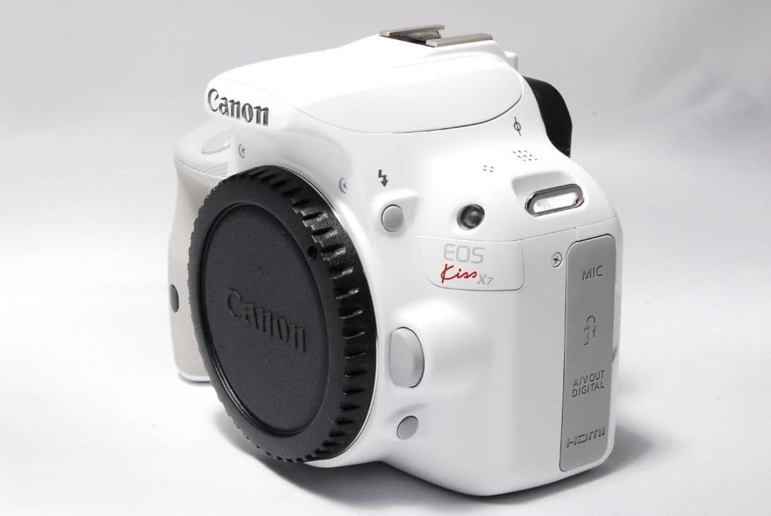 ♥イベントやお花見に♥Canon Kiss X7♥ホワイト 新品級 人気色 希少
