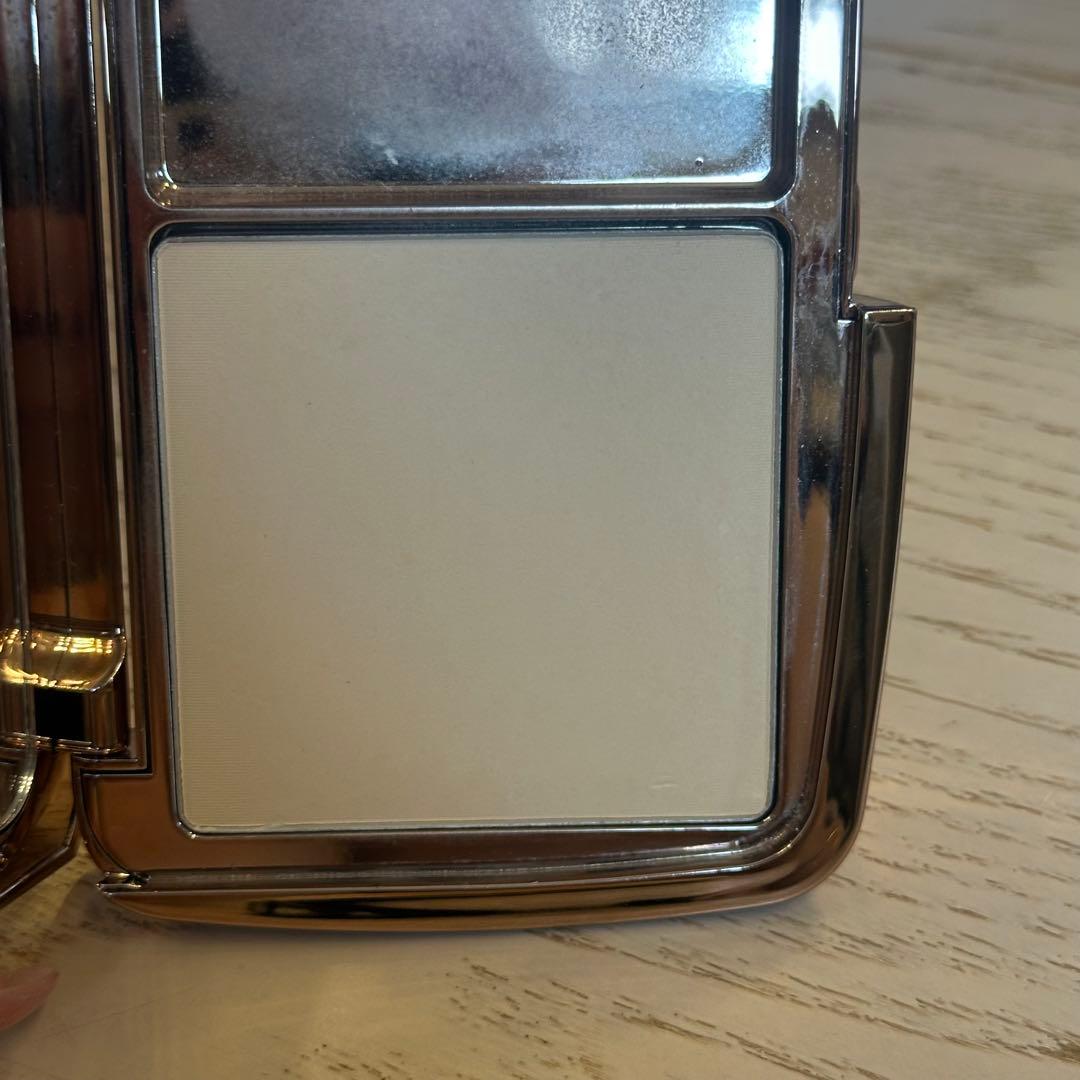 HOURGLASS プレストパウダーTranslucent（フェイスパウダー）