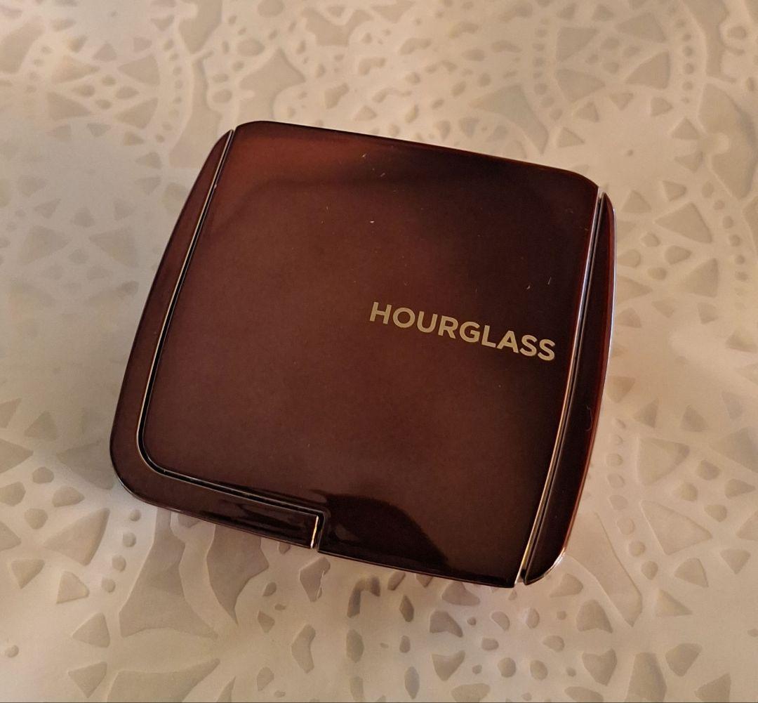 HOURGLASS(アワーグラス) アンビエントパウダー/ムードライト