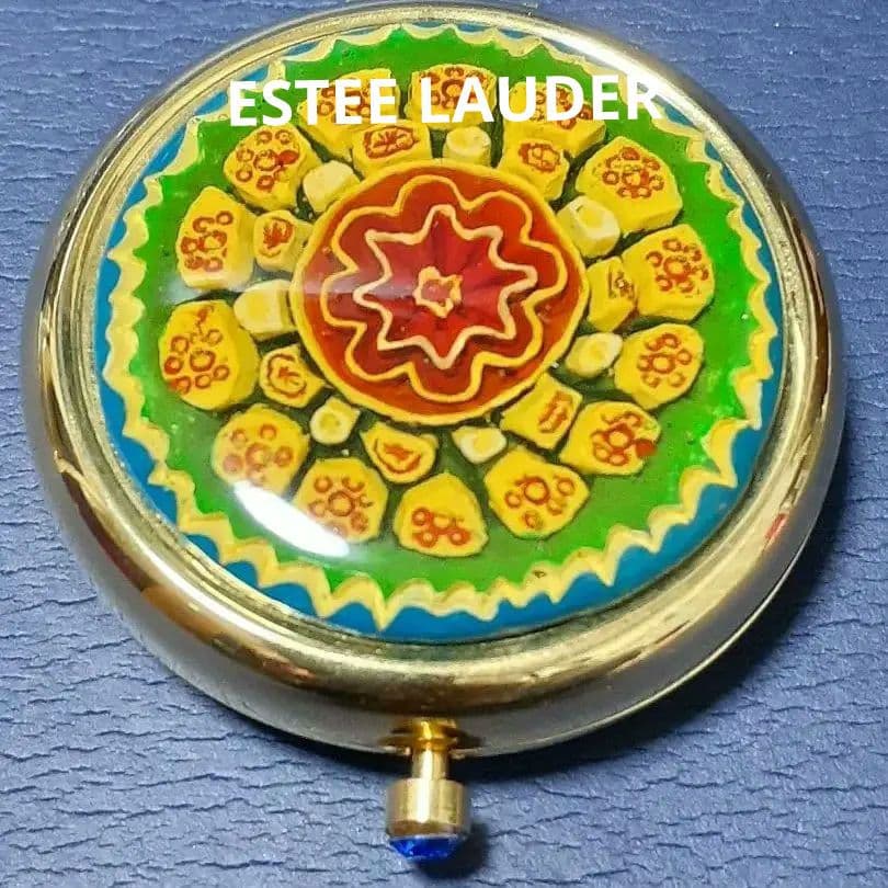 【ESTĒELAUDER】プレストパウダー〈イタリアンベネティアングラス〉