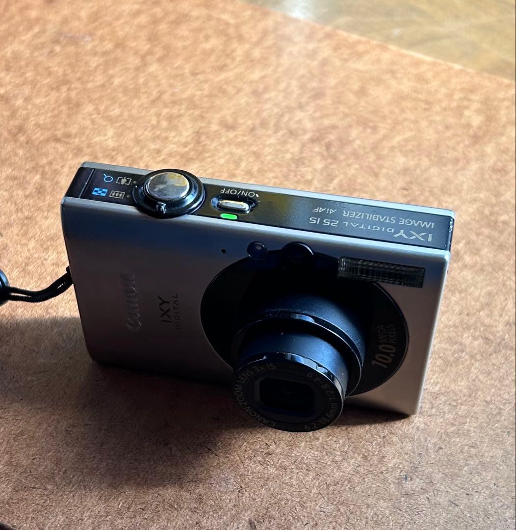 Canon IXY Digital 25 IS コンパクトデジタルカメラ&充電器
