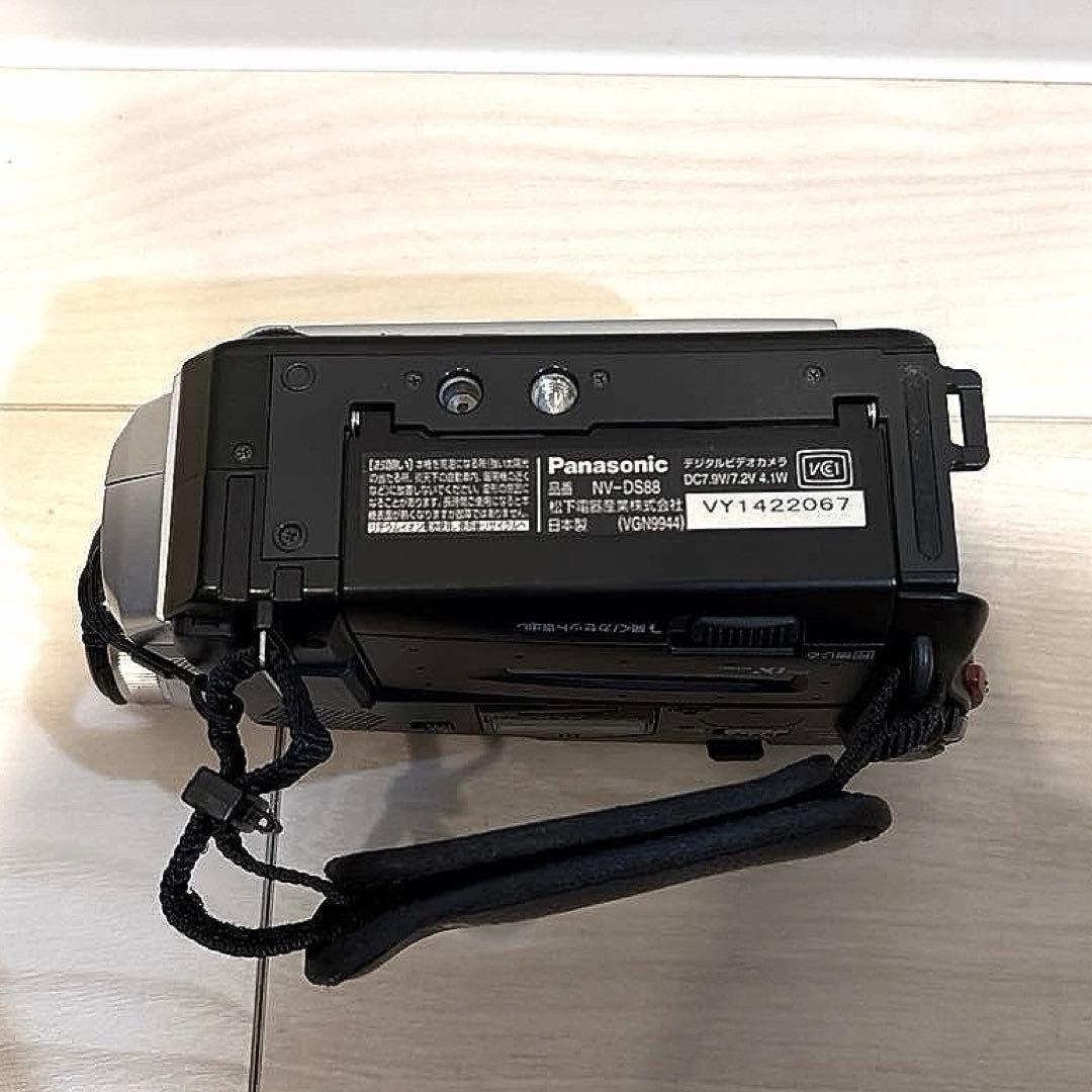 Panasonic パナソニック NV-DS88 デジタルビデオカメラ