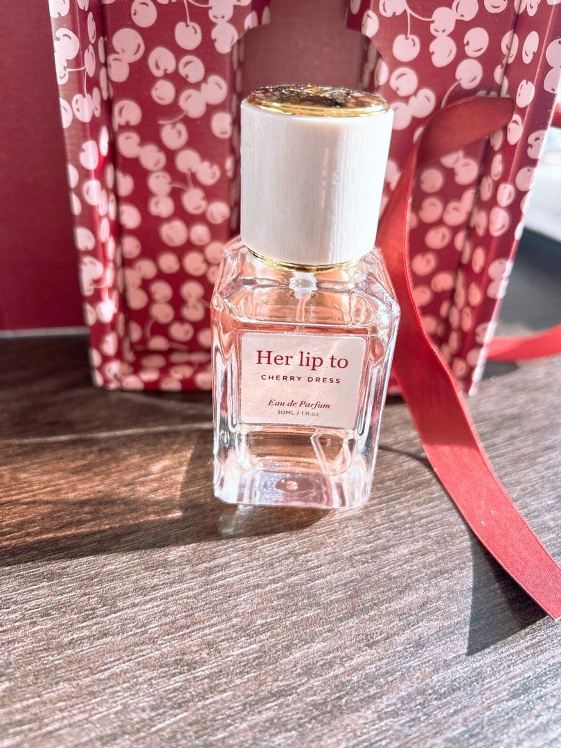 【美品】Her lip to CHERRY DRESS