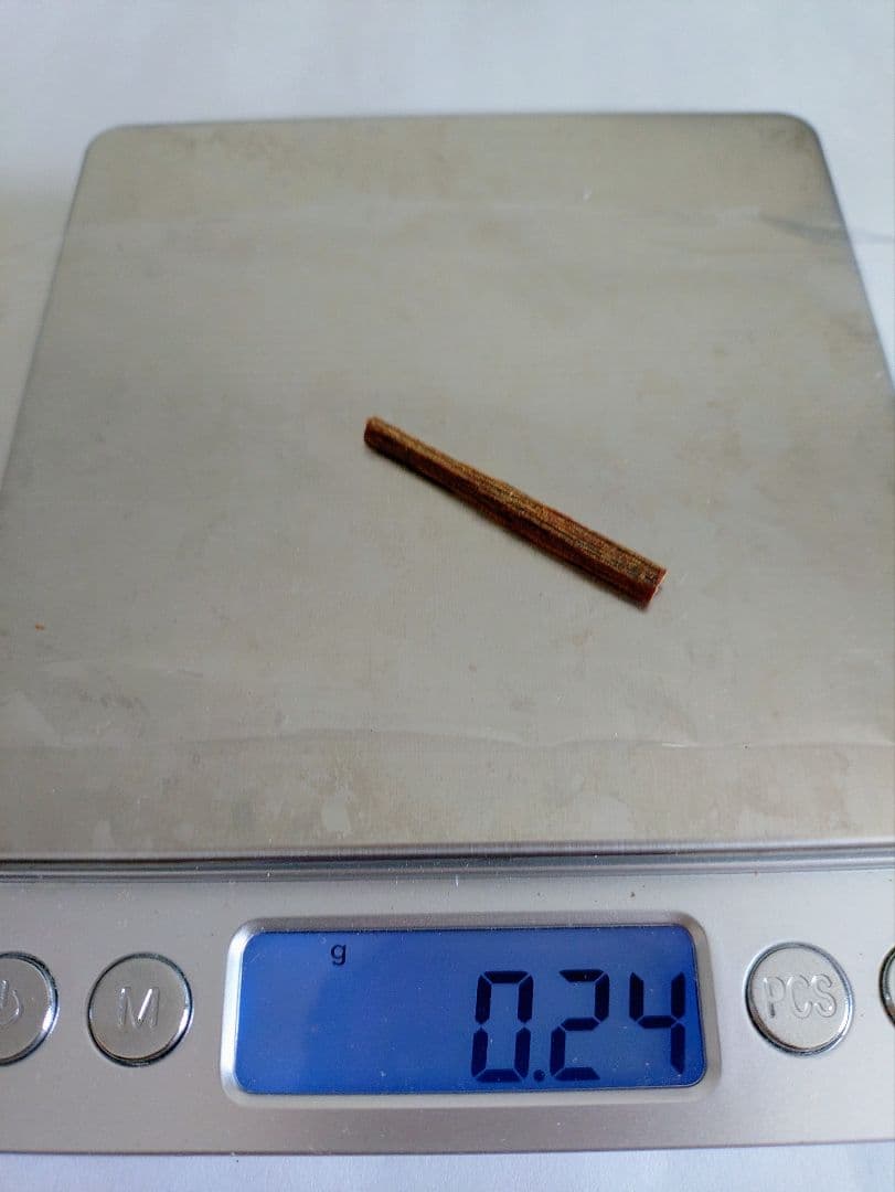 古渡命銘木　伽羅　0.24g 1点物 沈香　香木　お香 [一　伽羅]