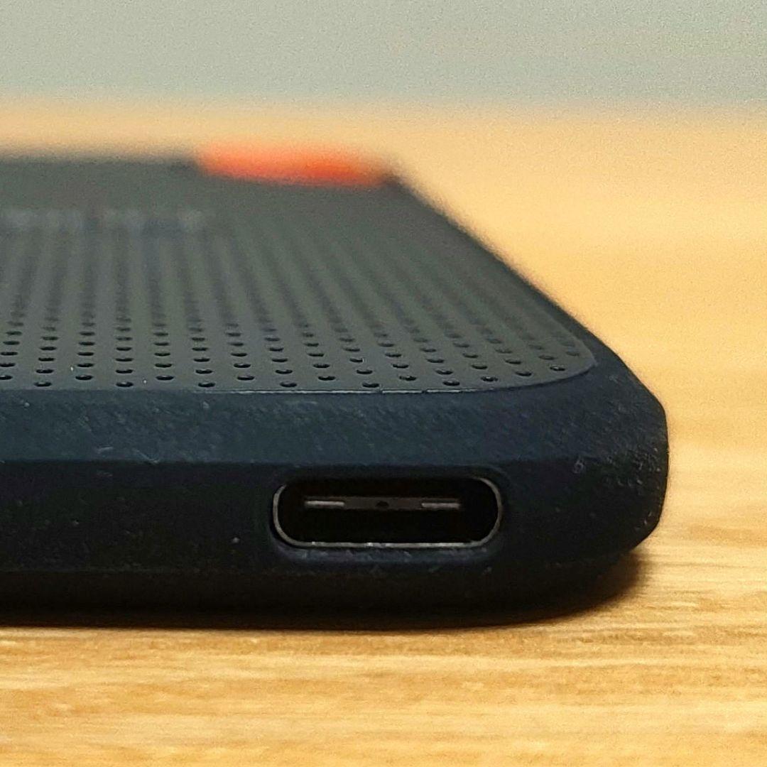 外付けハードディスク・ドライブ SanDisk Extreme Portable SSD 1TB