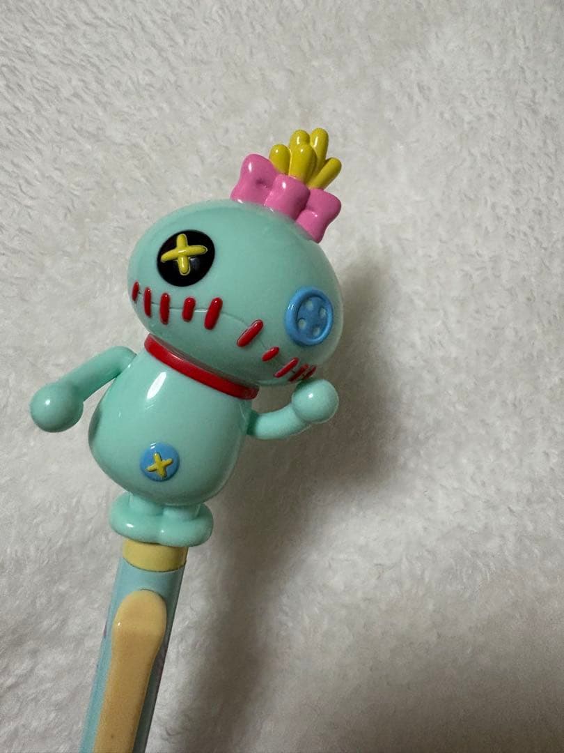 スクランプのボールペン
