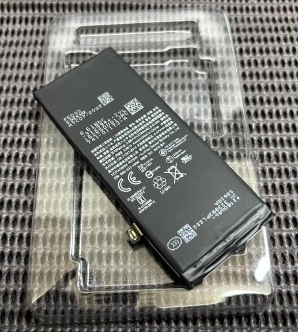 iphoneSE3 64g Mid Night 純正部品表示 100％!