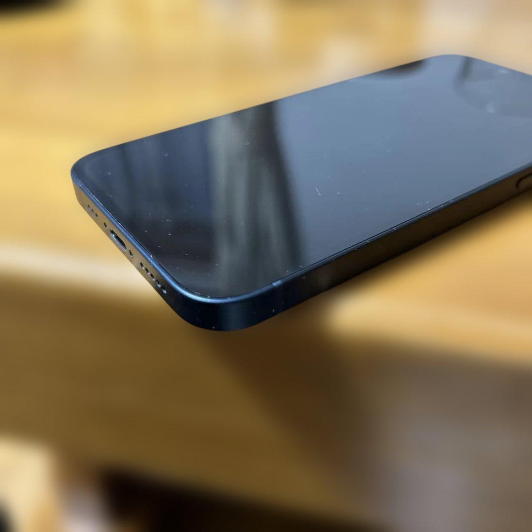 Apple iPhone 13 ブラック 128GB ミッドナイト