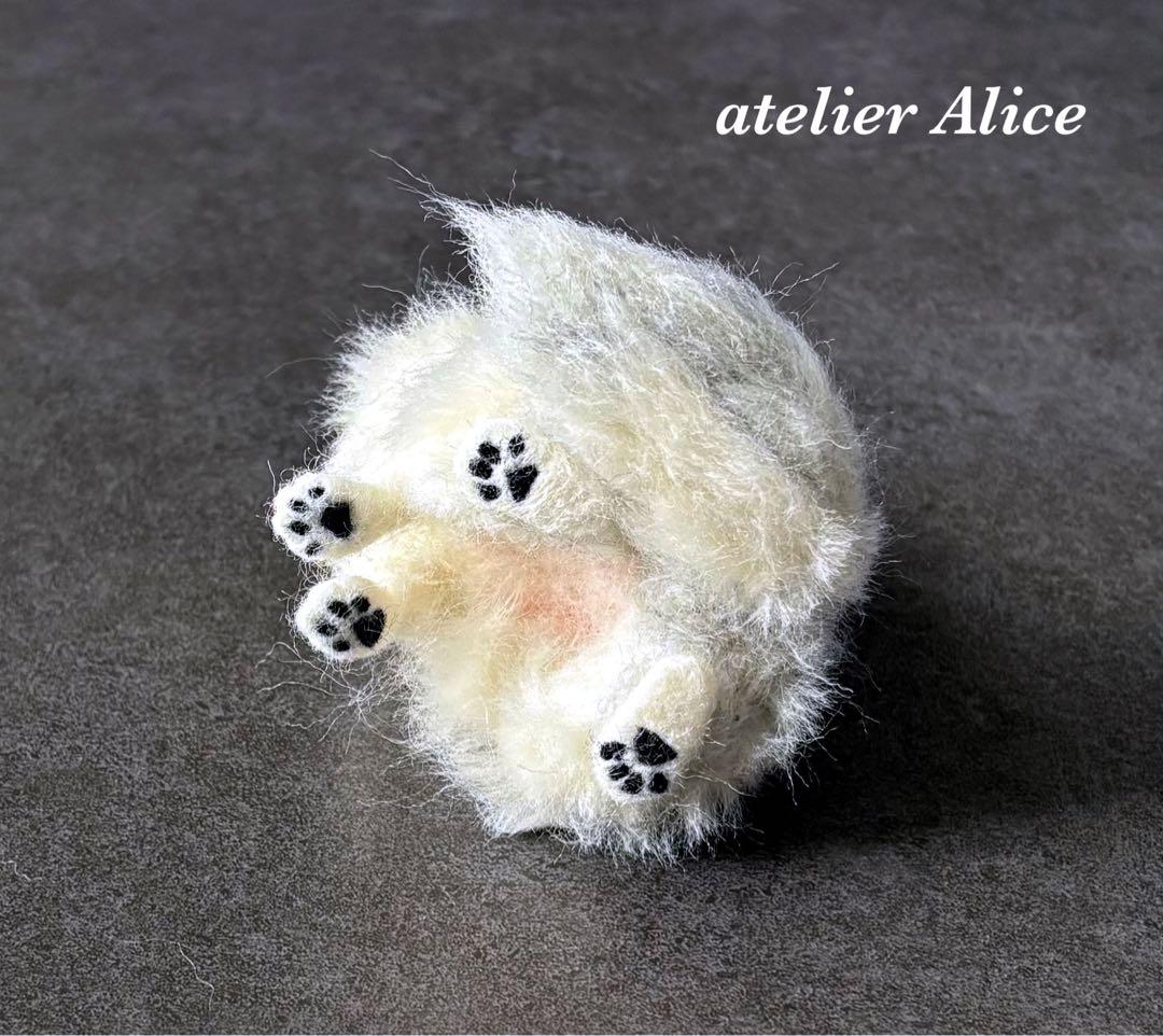 猫　羊毛フェルト　ハンドメイド　手乗りサイズ　ペルシャ　チンチラ　ぬいぐるみ