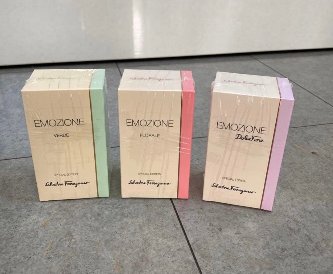 Salvatore Ferragamo 香水版3種セット