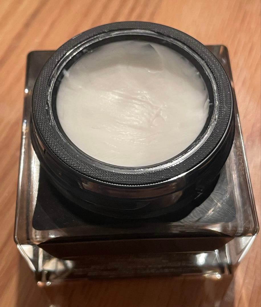 あちゅ　GIVENCHY ソワン　ノワール　クレーム　ユー　Ｎ