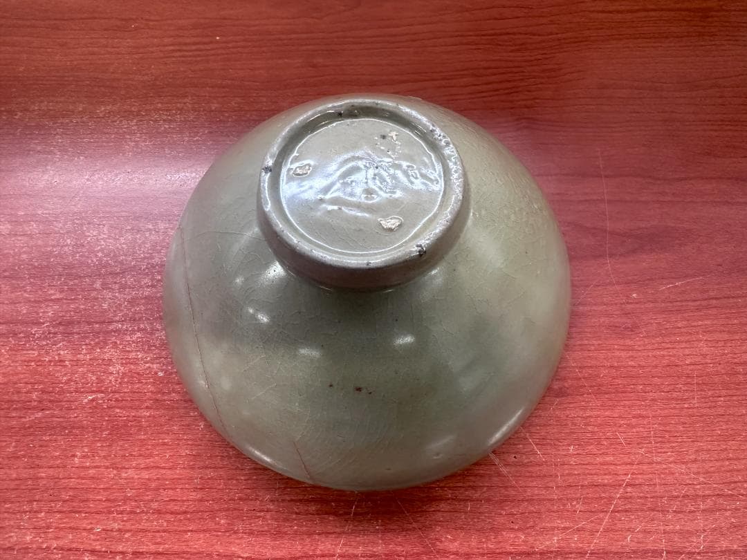 高麗　青磁　陰刻鳳凰図鉢　古陶磁器