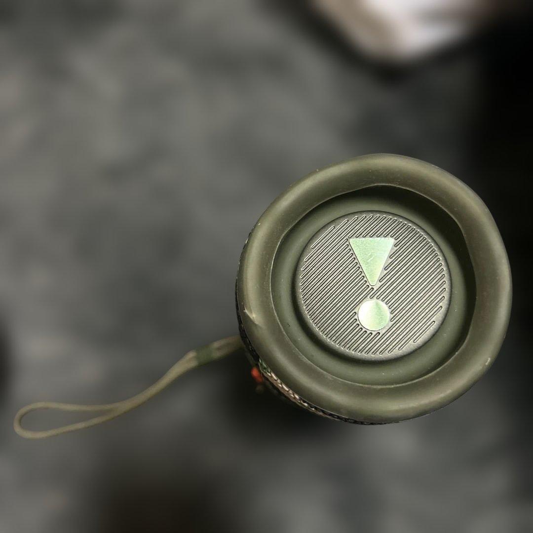【美品】JBL FLIP6 迷彩色(スクワッド)