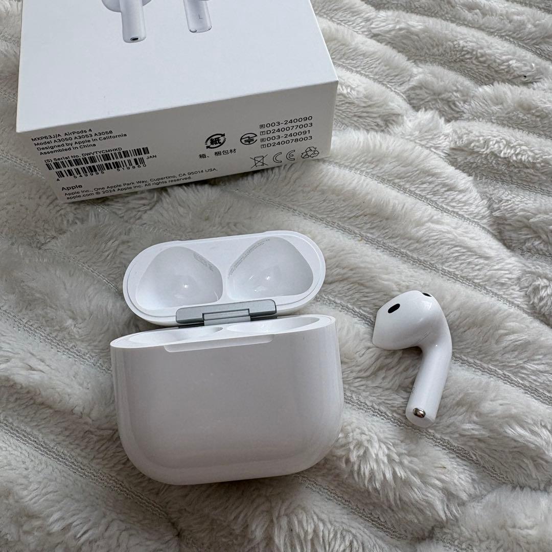 AirPods4 右耳　ノイズキャンセリングなし