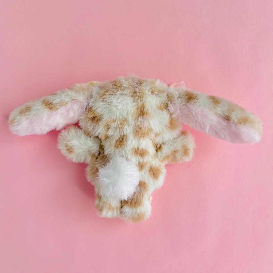 白ヒョウロップちゃん マスカットアイ 手のひらサイズ うさぎ のぬいぐるみ♡①