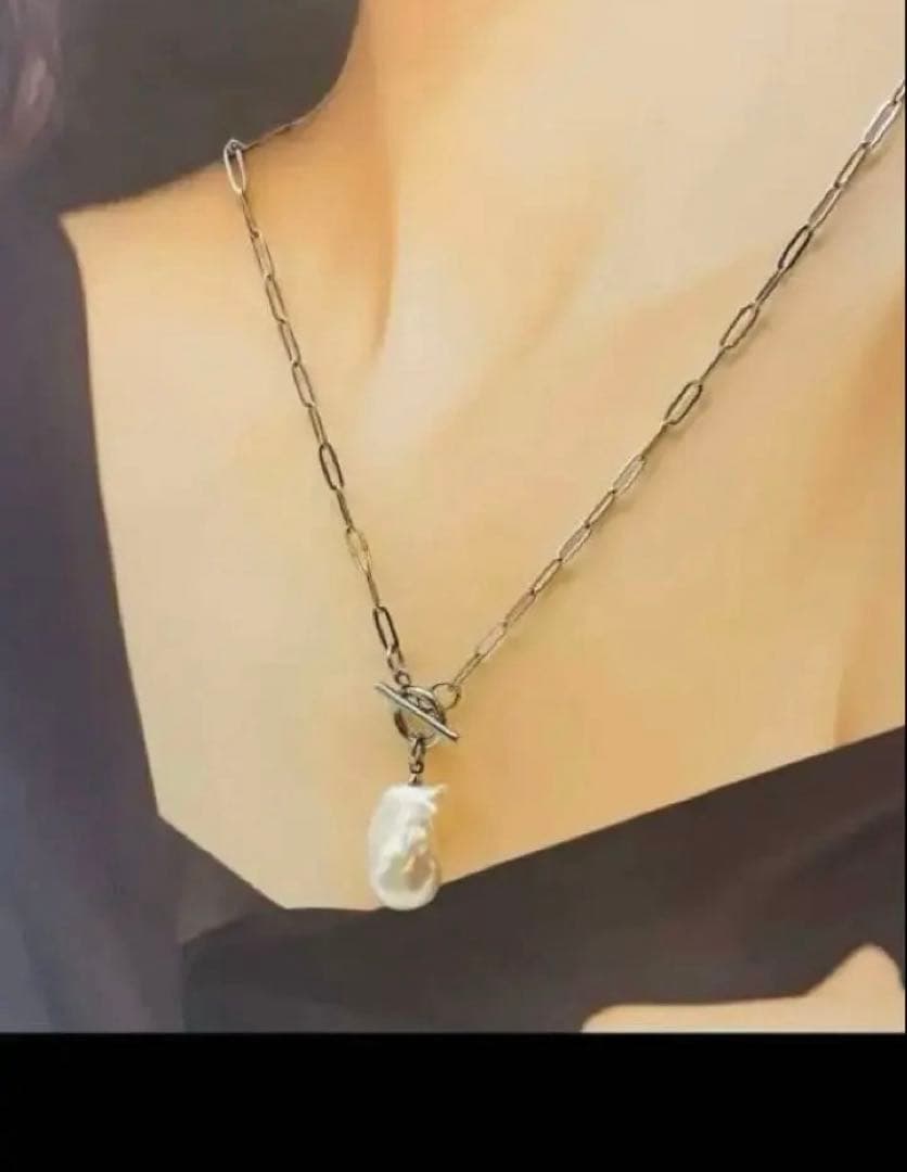 天使の羽のようなバロック淡水パール×サージカルステンレス／マンテルネックレス