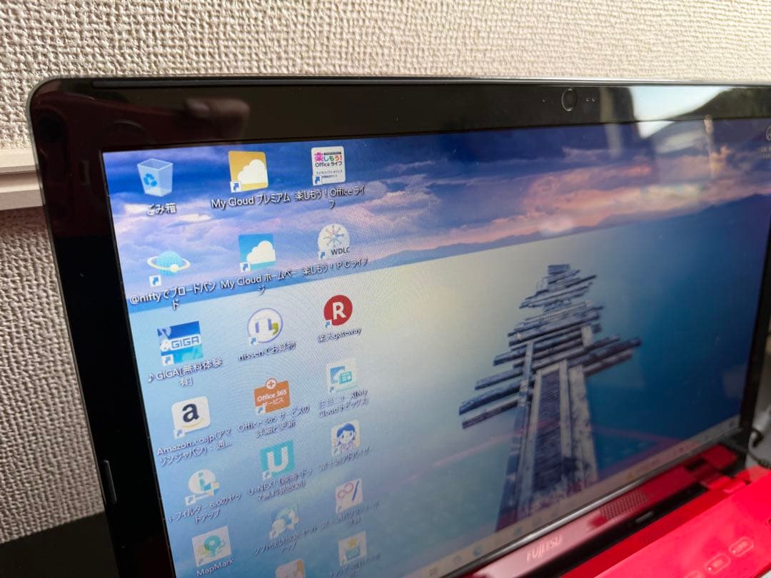 富士通 LIFEBOOK AH42/W 4GB SSD 動作OK