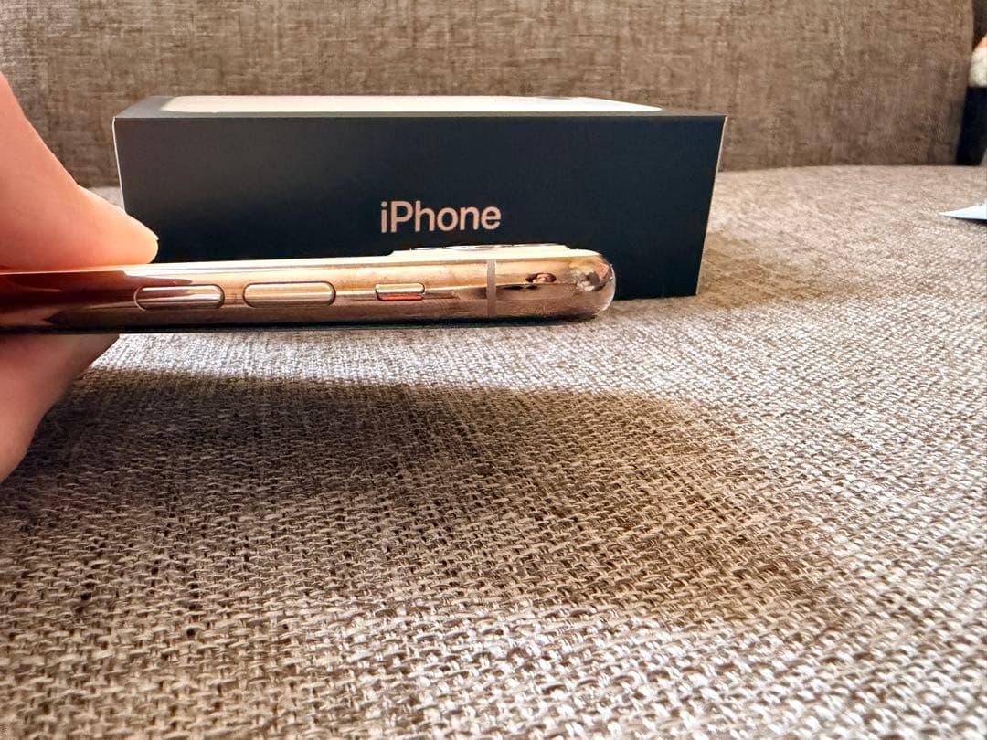 Mohamed Himas iPhone11Pro 256GB ゴールド