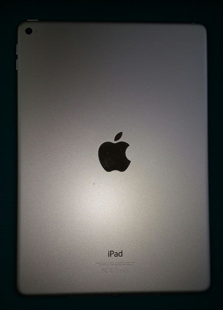 美品 Apple iPadAir2 64GB ゴールド　WiFiモデル